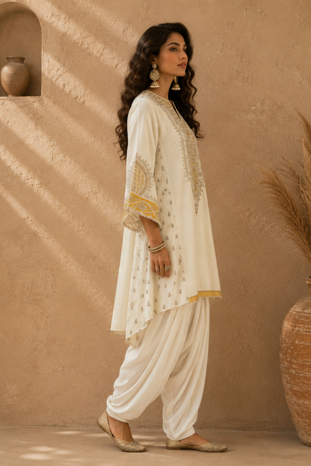 Ivory Kashmiri Tilla Kurta Set
